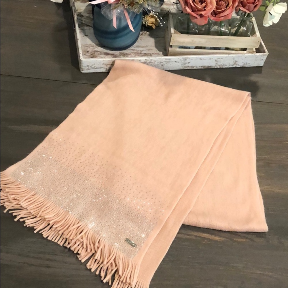 Beautiful and elegantly studded shawl/scarf